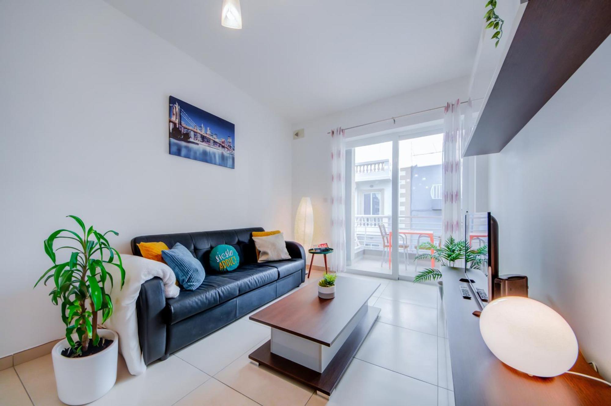 Stylish 2Br Apt With Balconies In St Julians, Paceville - Apt 6 By Vaganza San Ġiljan Buitenkant foto